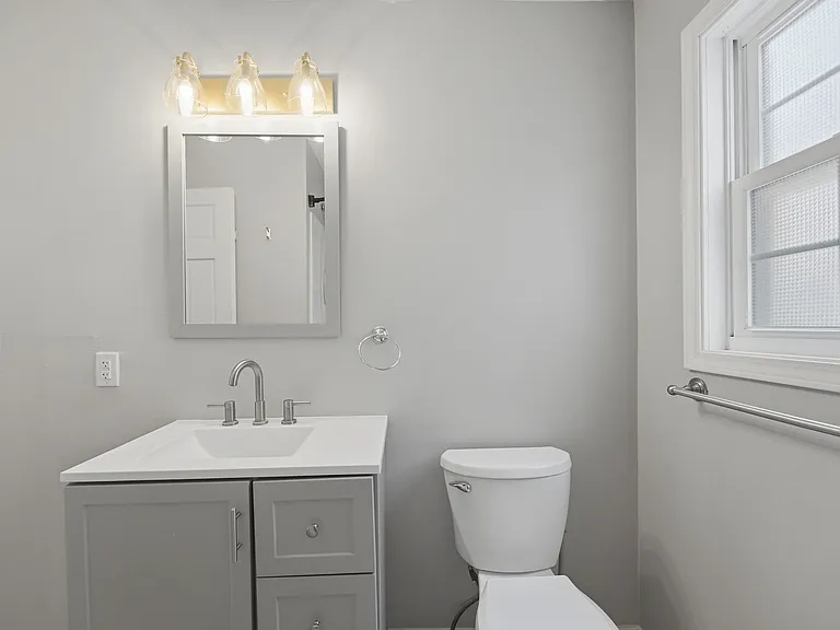 1668 Coventry Rd #1 — Photo 15
