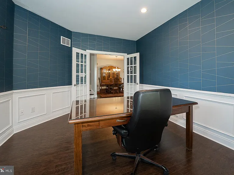 3701 Parris Blvd — Photo 16
