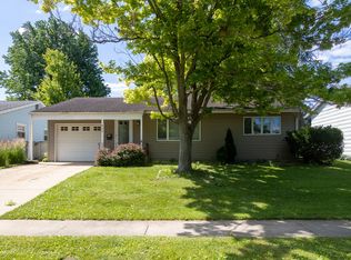 600 Ball Ave, Dekalb, IL 60115