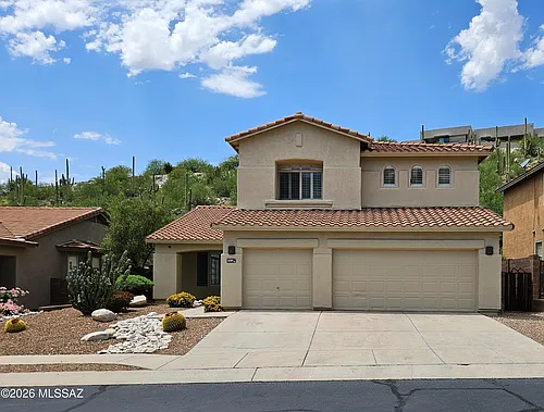 4389 N Sunset Cliff Dr Photo 1