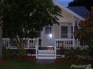 1322 E Boyer St, Tarpon Springs, FL 34689