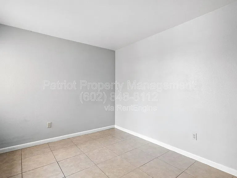 1005 E 8th St #2007 — Photo 19