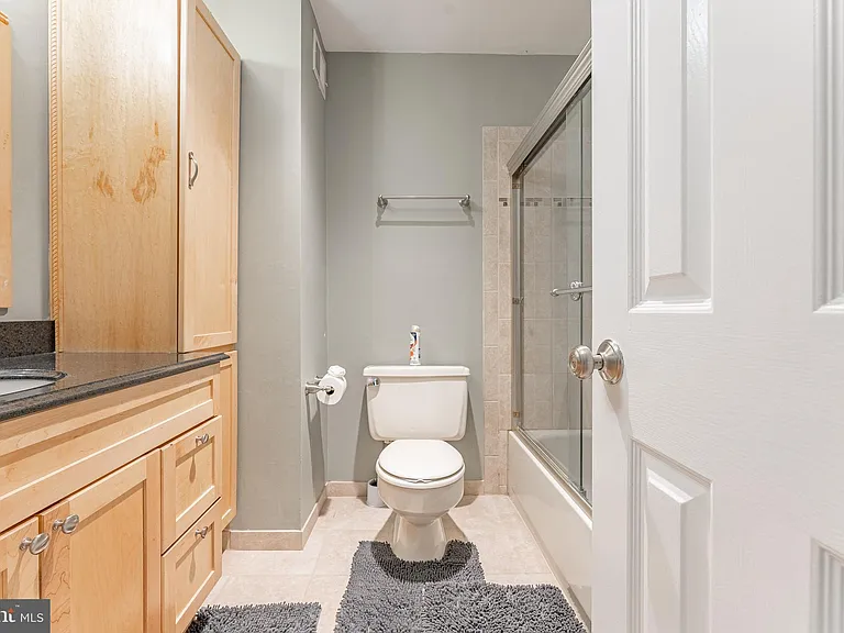 11 Chateau Cir — Photo 32