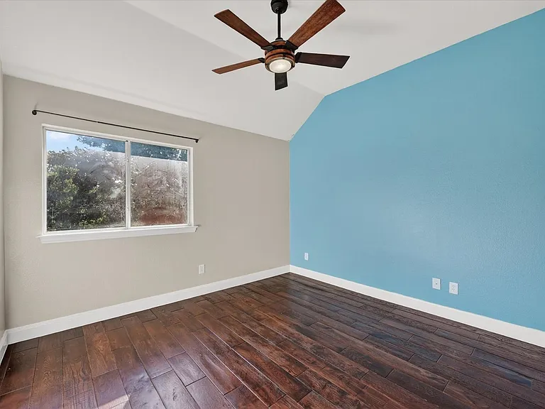 3102 Southwood Dr — Photo 18