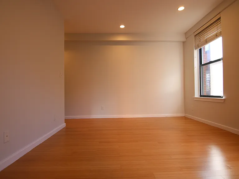 Deacon Court - 1661 Washington Street — Photo 92