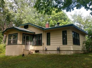 4633 Sparrow Rd, Minnetonka, MN 55345