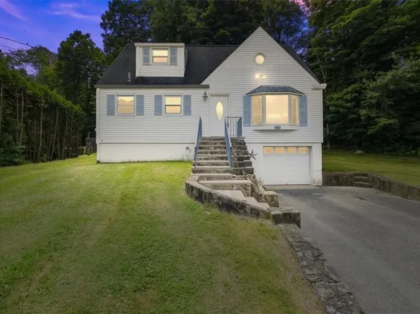 7 Gabriel Drive, Cortlandt Manor, NY 10567