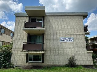 12548 Fairview Ave APT 2A, Blue Island, IL 60406