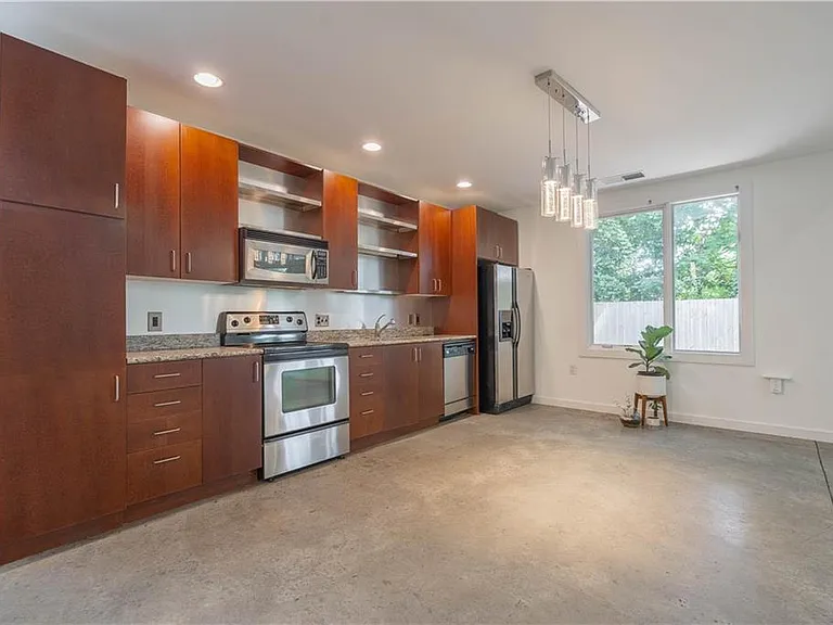 1338 Rietveld Row NW — Photo 7