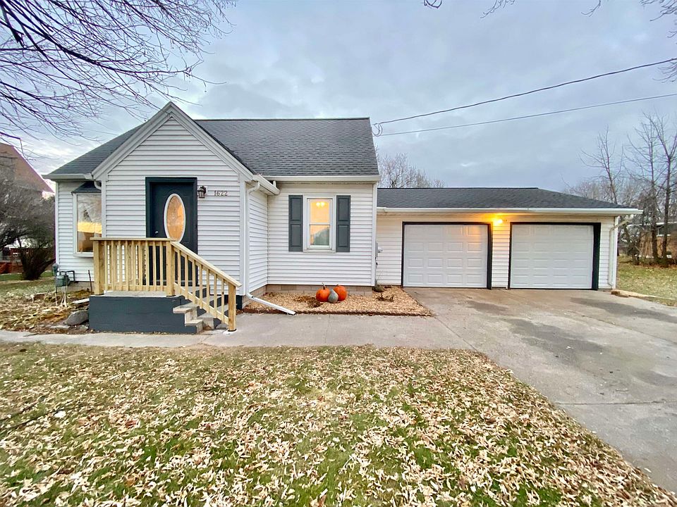 1622 Main St, Luxemburg, WI 54217 Zillow