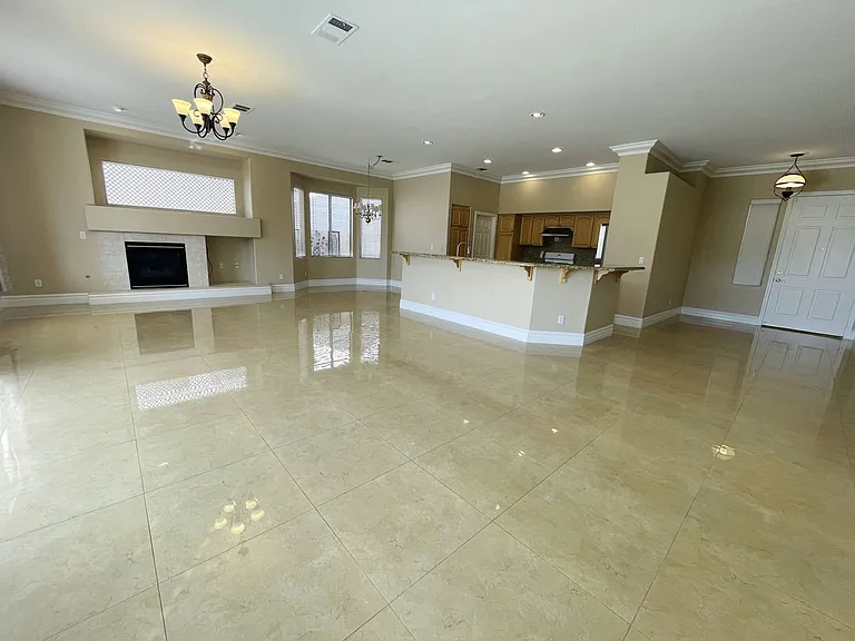 231 Cliff Valley Dr — Photo 12