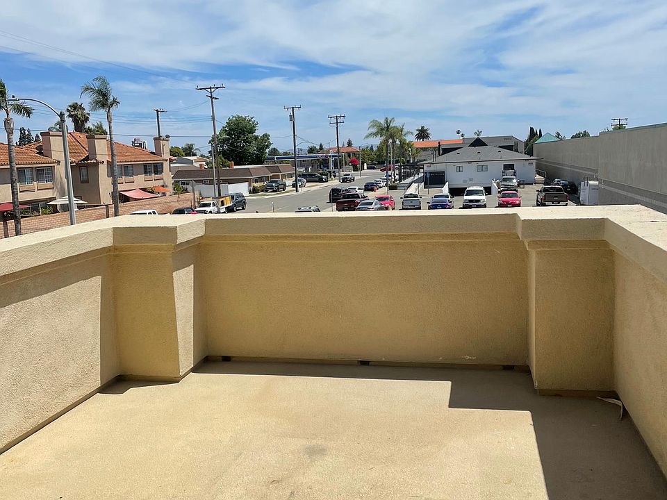 Patio Balcony - SUNLIGHT