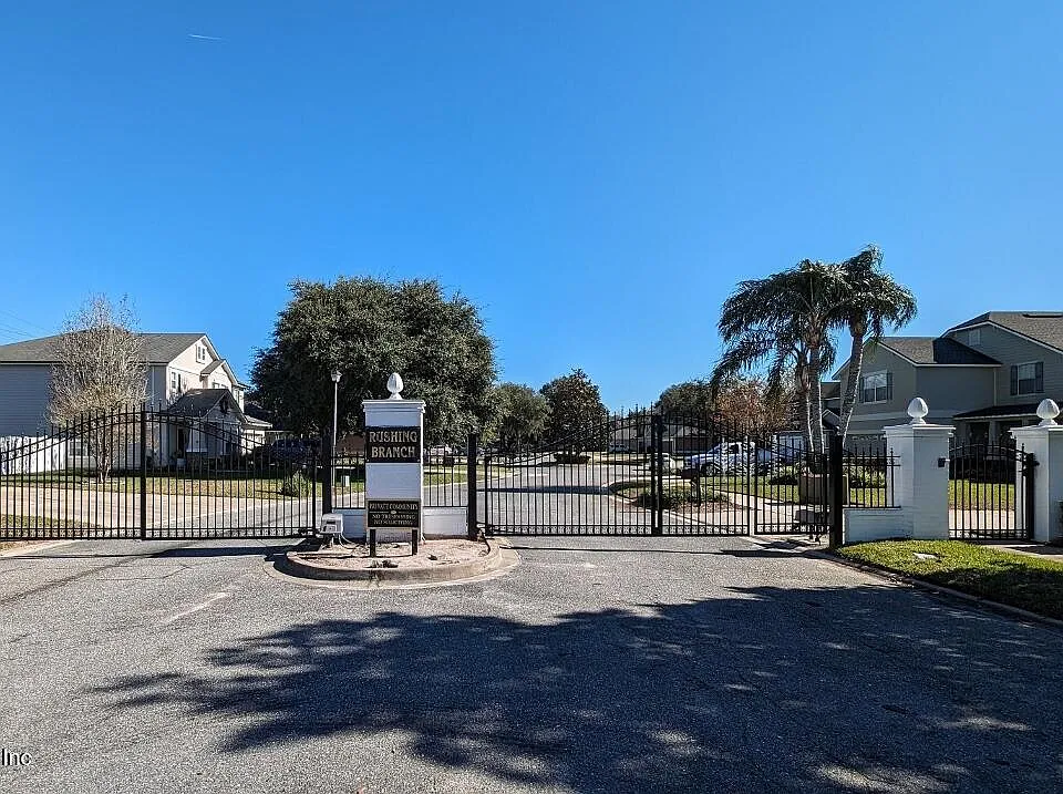 3120 Double Oaks Dr