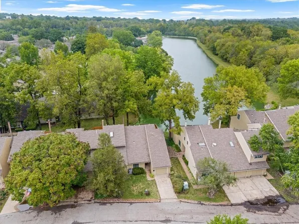 12309 Charlotte St, Kansas City, MO 64146