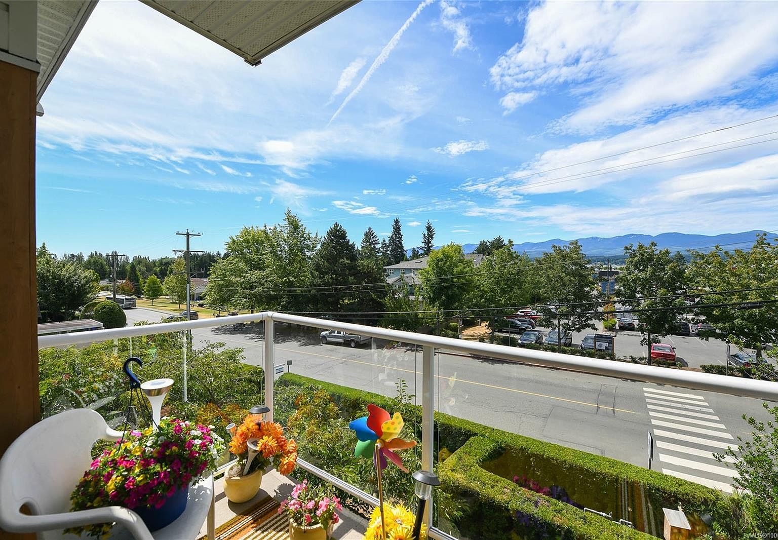 1686 Balmoral Ave #306