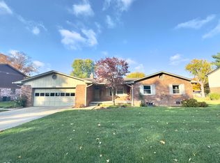 768 Leisure Ln, Greenwood, IN 46142