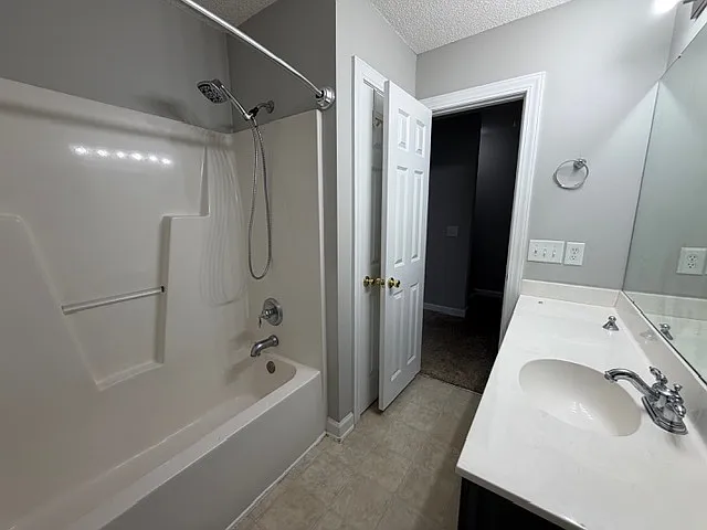 4115 B Dudleys Grant Dr #B — Photo 10
