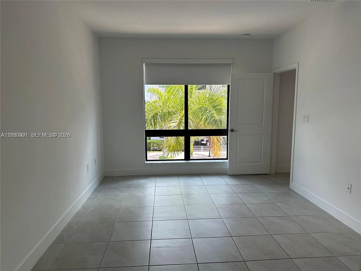 3 bed, 1124 sqft, $3,150 — Photo 4