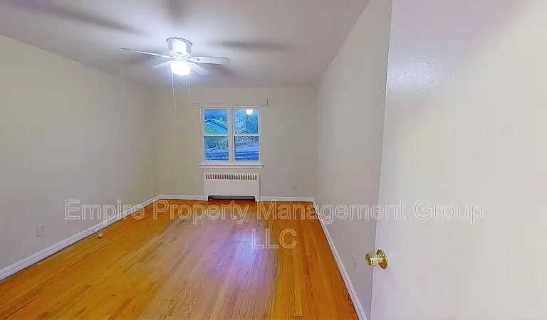 31 Parkwood St #3 — Photo 8
