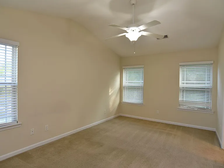 32 Winter Lake Cir — Photo 10