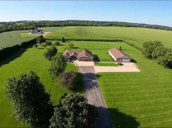 5426 East L T Townline Road, Beloit, WI 53511