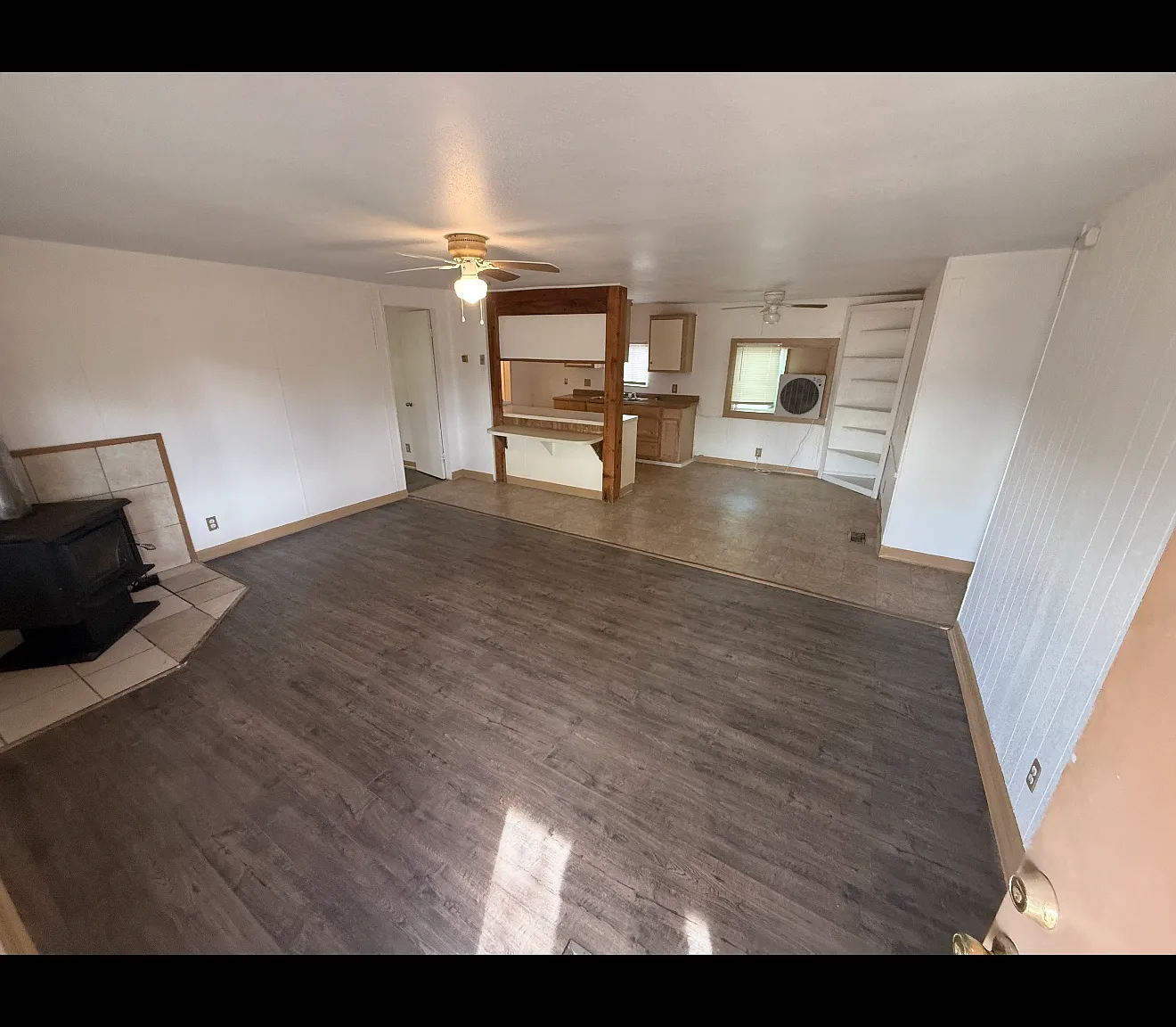 3 bed, 1200 sqft, $2,100 — Photo 3