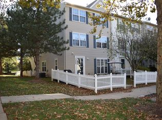 13800 Crosstie Dr, Germantown, MD 20874