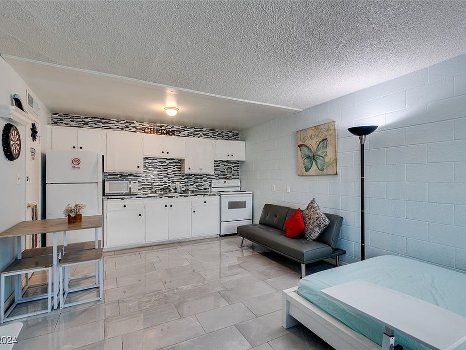 1st image of 3726 Hazelwood St APT 2