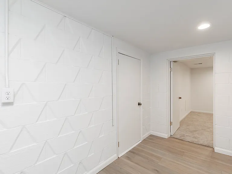 6522 Lincoln Ave — Photo 17