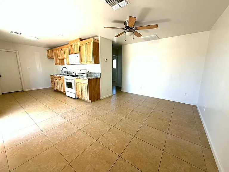 15841 N Sunny Ln #1 — Photo 7