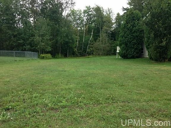 2nd image of 409 Stone Quarry Dr