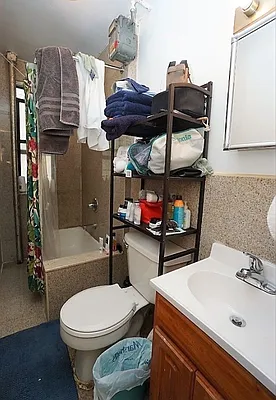 Rented by Universal Realty Group | media 17