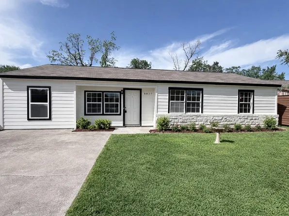 8837 Oak Knoll Ln, Houston, TX 77078