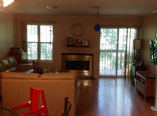 1132 Oakcroft Ln, Somerset, NJ 08873