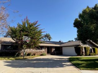 1459 Fernwood Dr, Redlands, CA 92374