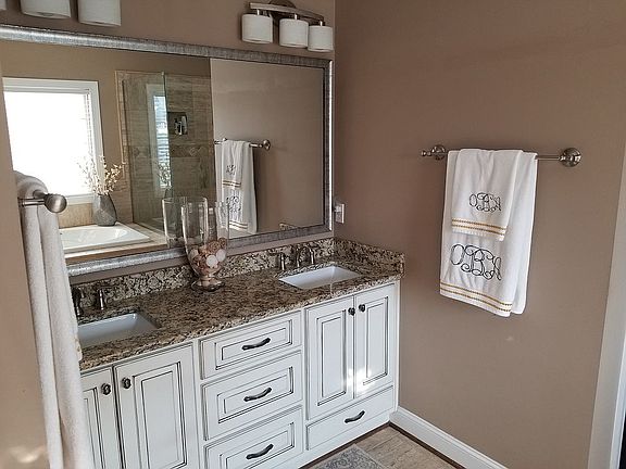 Master Bath - Sink Area