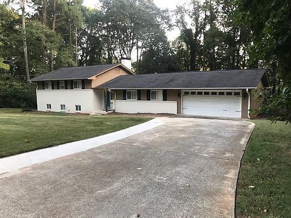 2nd image of 329 Redwood Dr