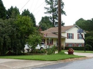 1730 Sundale Dr, Lawrenceville, GA 30046