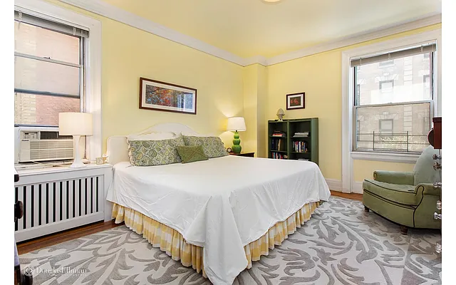 Sold by Douglas Elliman | media 17