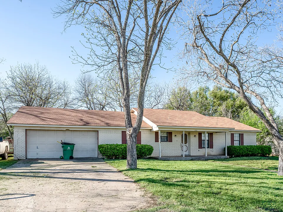 205 Ferguson Dr