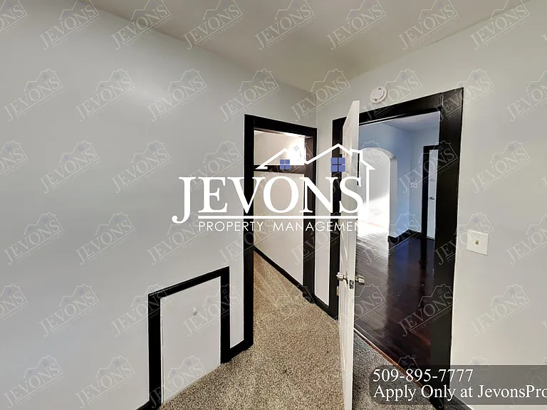 807 N 1st St — Photo 17