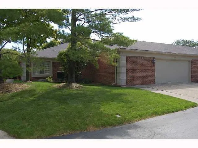 405 Bent Tree Ln photo 1