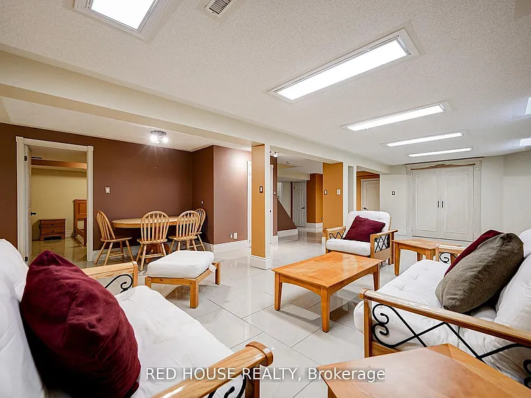 4450 Mayflower Dr #BASEMENT — Photo 6