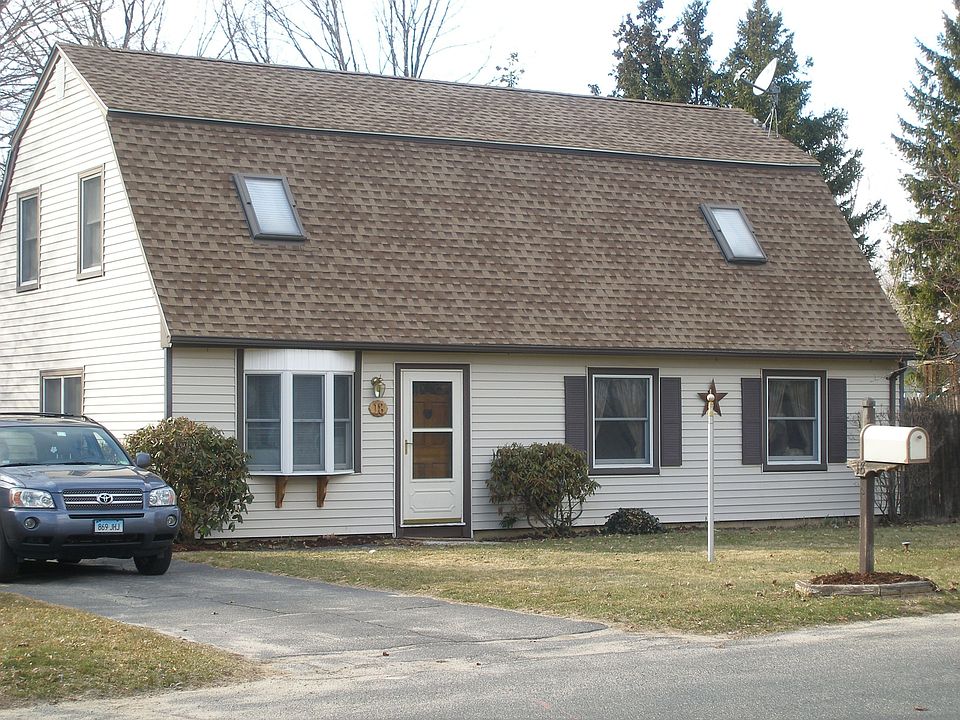 Exterior - new roof (less than 1 yr)