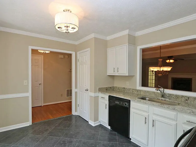 1261 Whitlock Ridge Dr SW — Photo 5