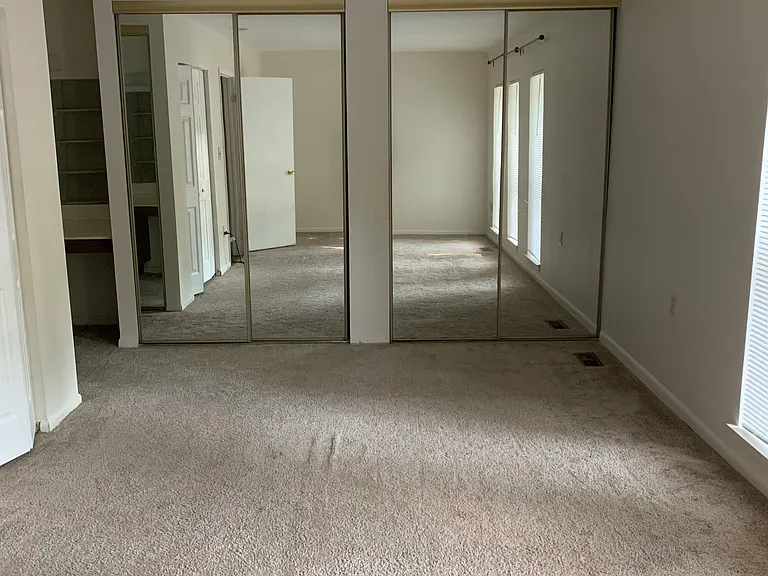 5661 Lightspun Ln — Photo 9