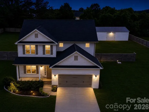 139 Wade Eaton Dr, Mocksville, NC 27028