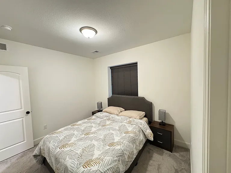 6109 Dayton St — Photo 12