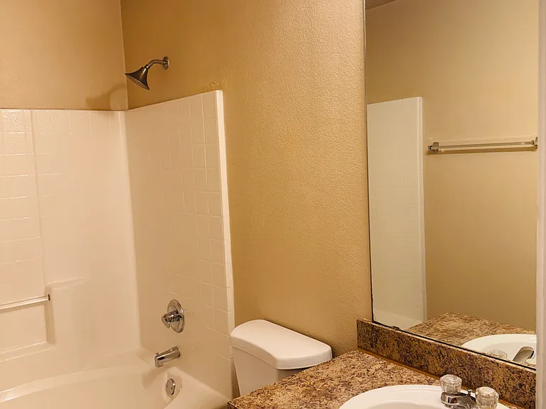 11956 Kingsville Dr — Photo 15