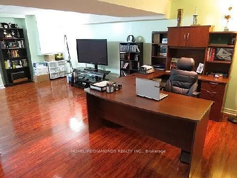 40 Harley Dr — Photo 13